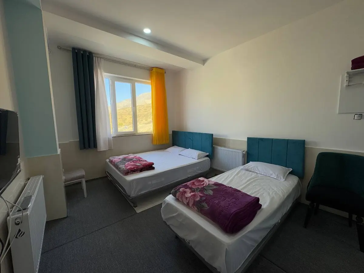 مجتمع اقامتگاهی عمارت - واحد ۲۰۲ب