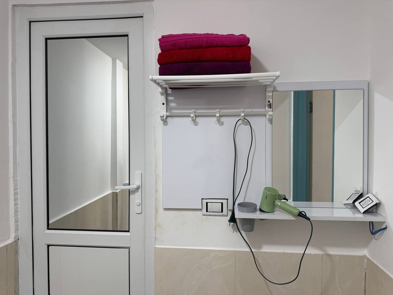 مجتمع اقامتی عمارت - واحد ۱۰۲ب