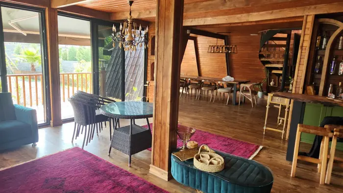 کلبه یک خوابه سوئیسی دوبلکس پدرسالار