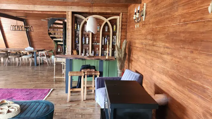 کلبه یک خوابه سوئیسی دوبلکس پدرسالار