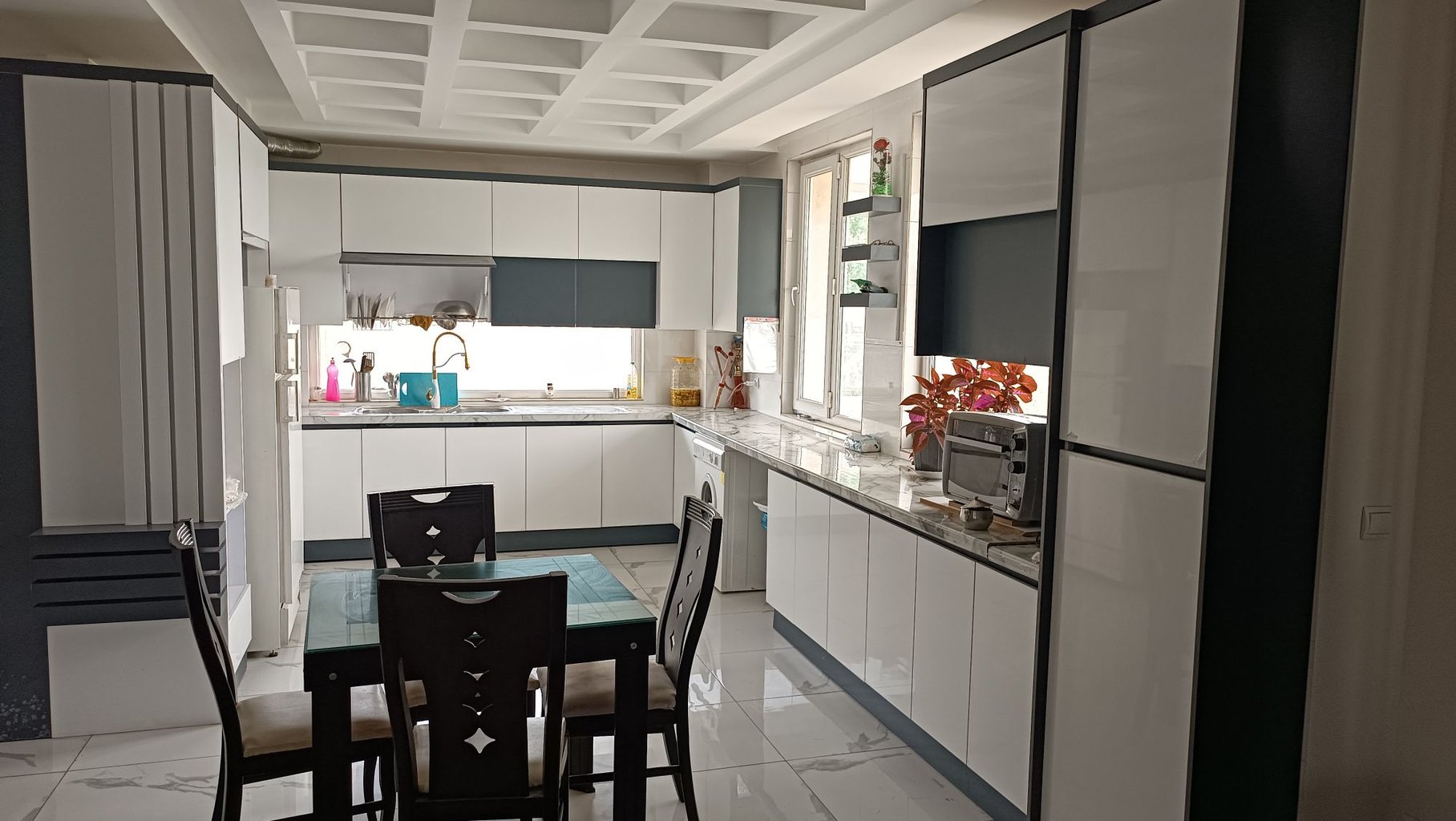 ویلا سه خوابه تریپلکس استخردار آبگرم سرو