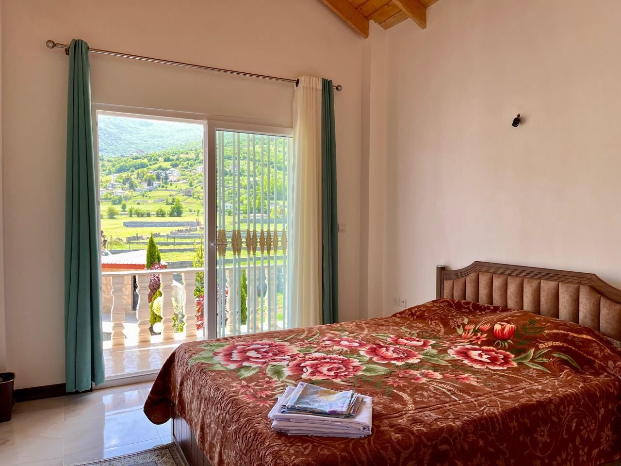 سه خوابه جنگلی دوبلکس بهار