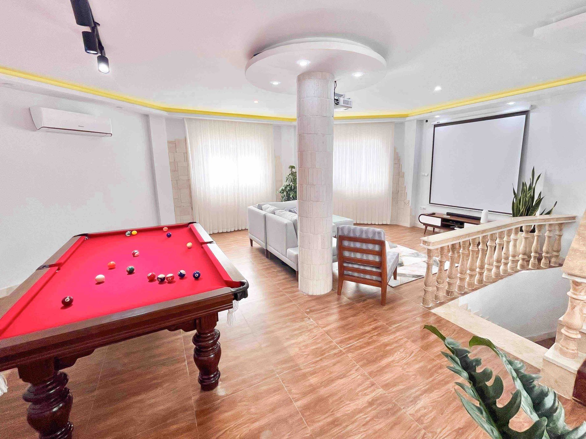 ویلا دوخوابه استخردار آبگرم شانگهای