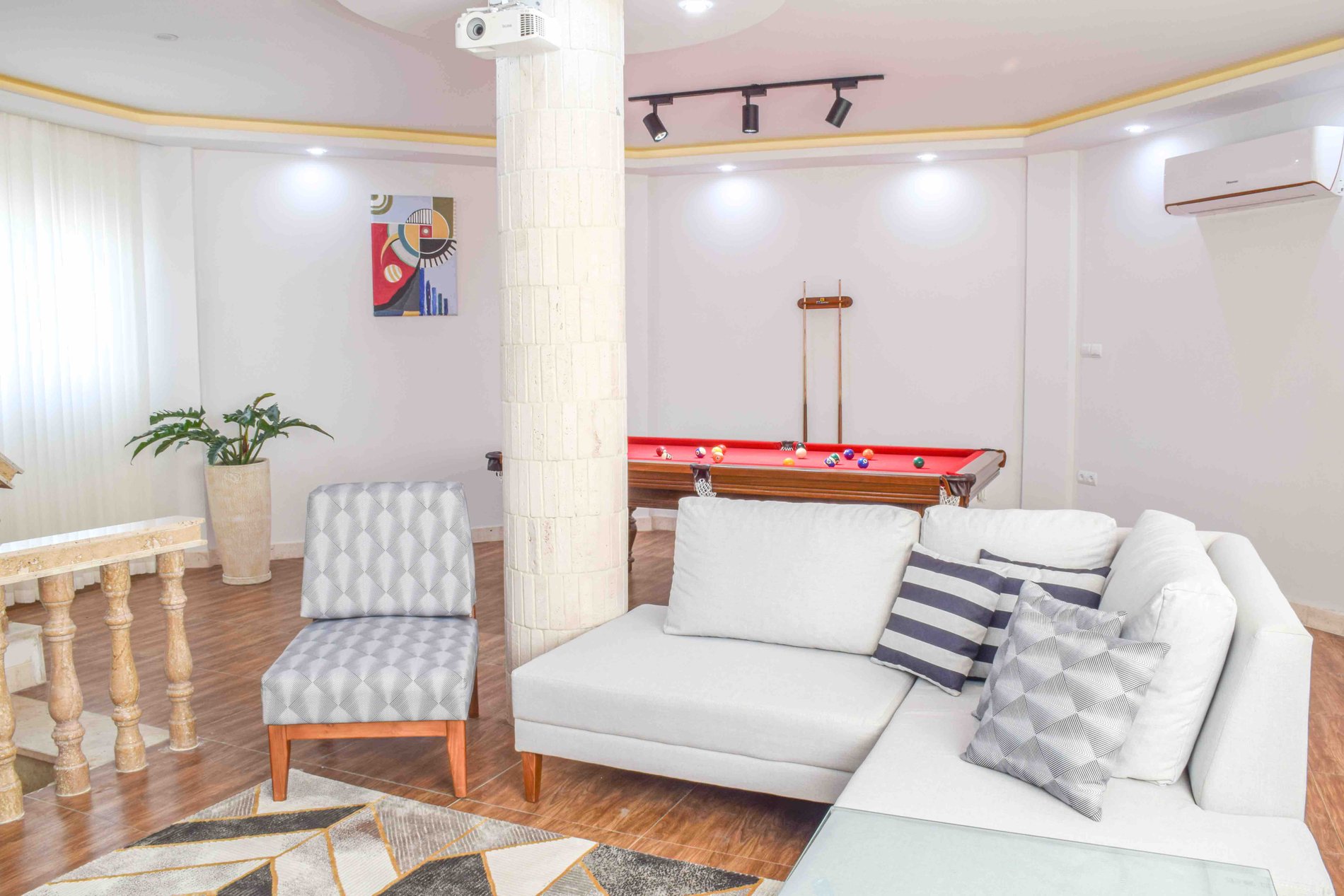 ویلا دوخوابه استخردار آبگرم شانگهای