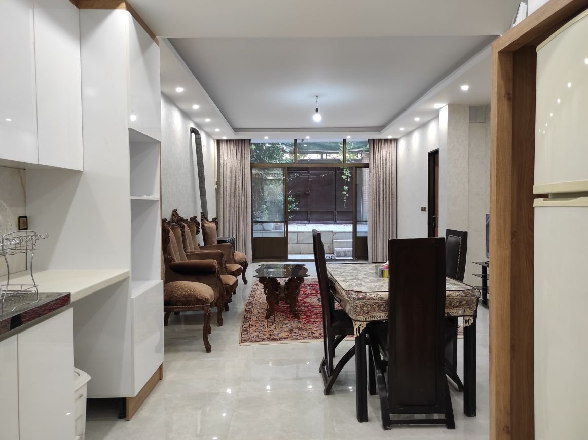 آپارتمان یک خوابه ارغوان 5