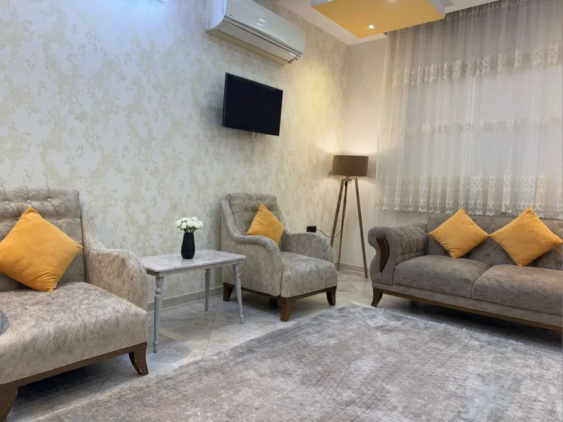 آپارتمان دوخوابه باقرنژاد - پذیرایی