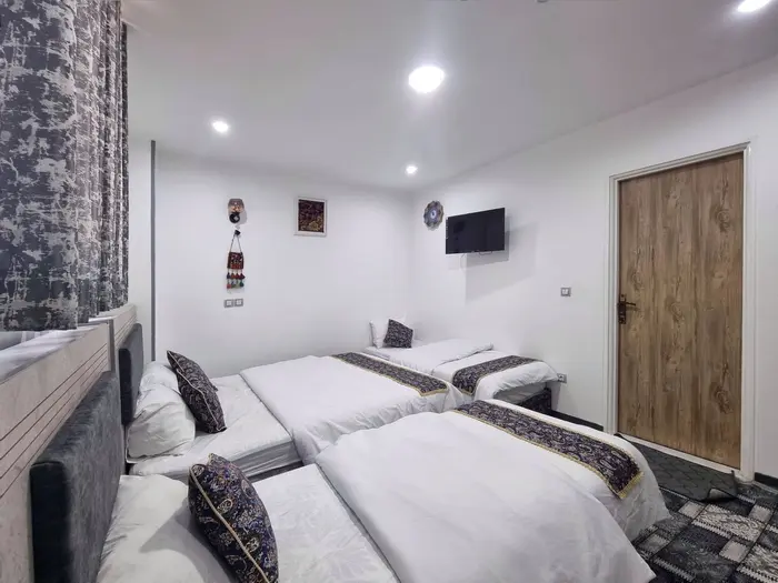 اقامتگاه سنتی سیمرغ - واحد 103