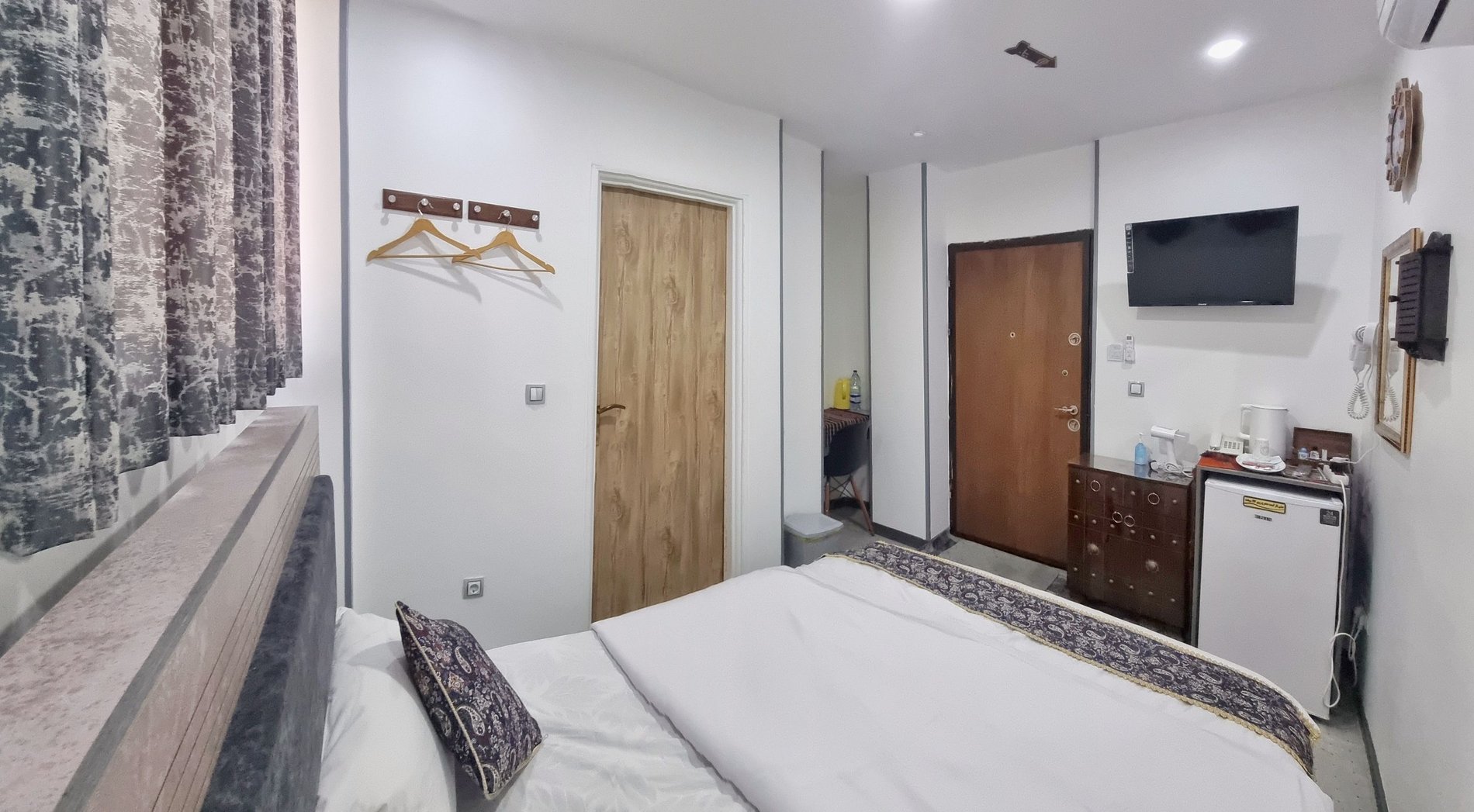 سیمرغ - واحد لوتوس 1