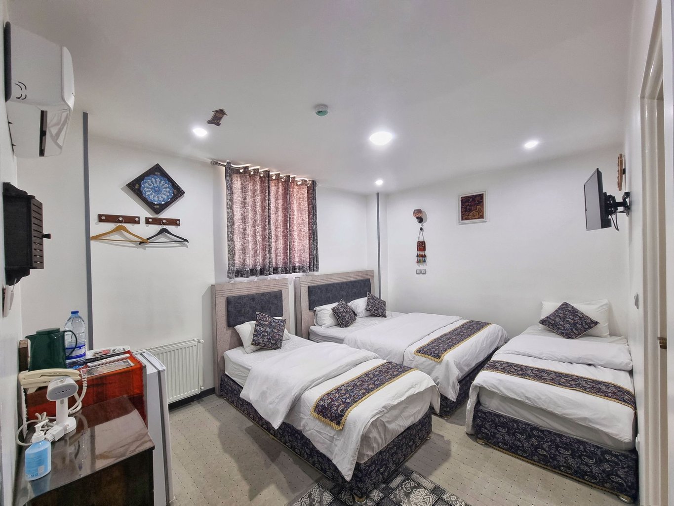 اقامتگاه سنتی سیمرغ - واحد 116