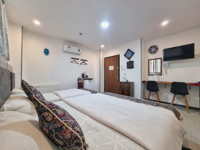 اقامتگاه سنتی سیمرغ - واحد مهتاب ۲