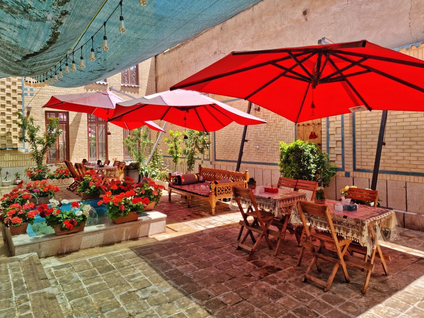 سیمرغ - واحد مهتاب ۱