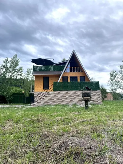 کلبه دوخوابه سوئیسی سوچراغ