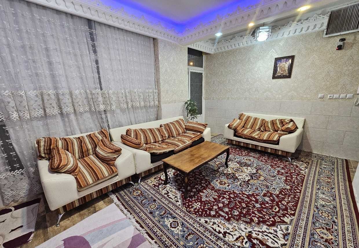 ویلا ویلایی حیاط دار مرکز شهر