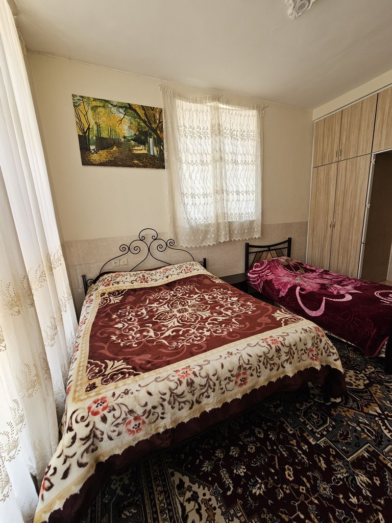 ویلا ویلایی حیاط دار مرکز شهر