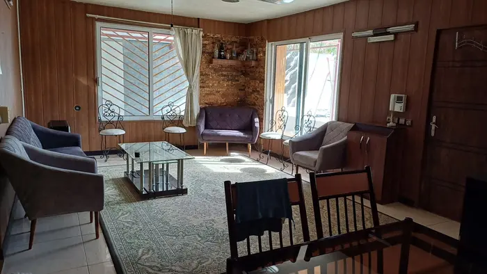 ویلا یک خوابه استخردار چک