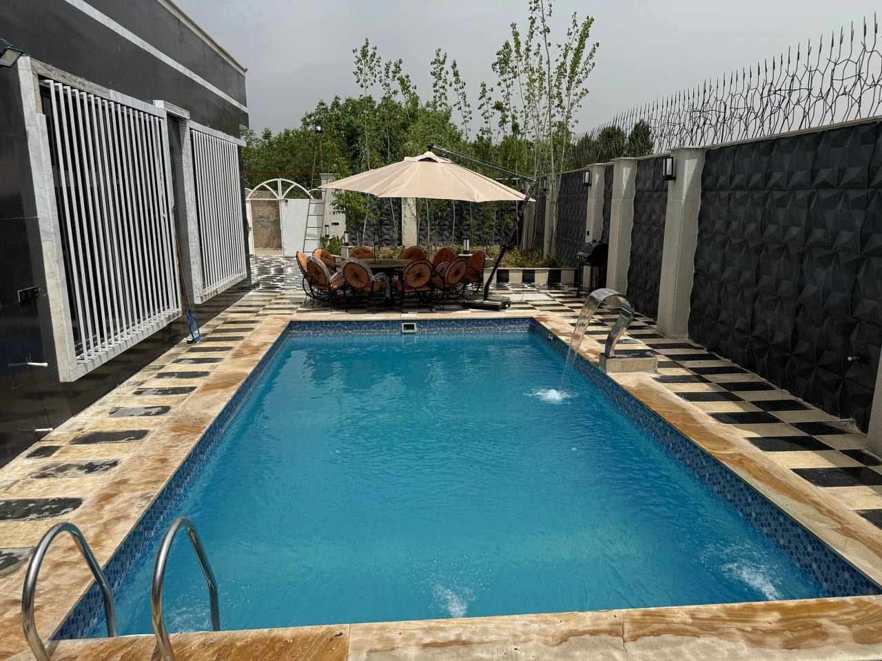 دوخوابه استخردار چهارفصل شقایق 1