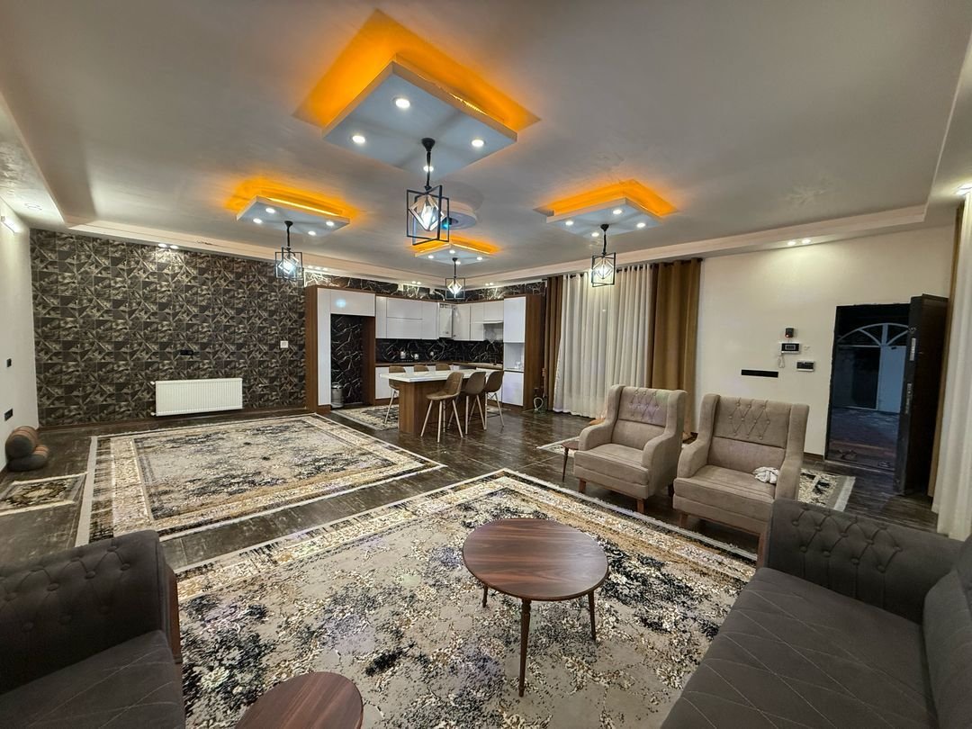 ویلا دوخوابه استخردار چهارفصل شقایق 1