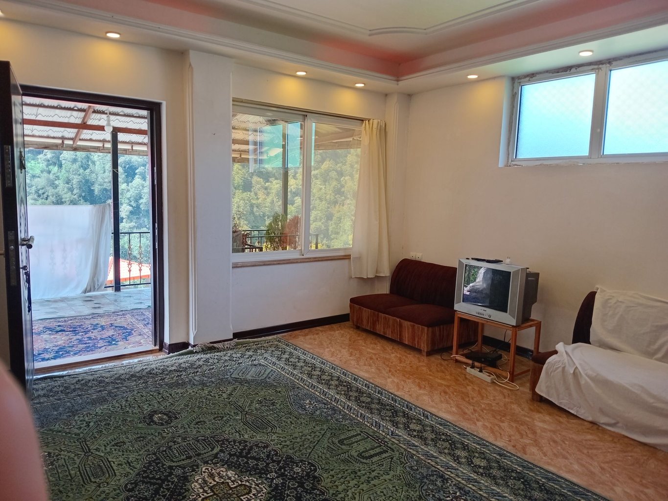 آپارتمان دوخوابه جنگلی محمد تابار