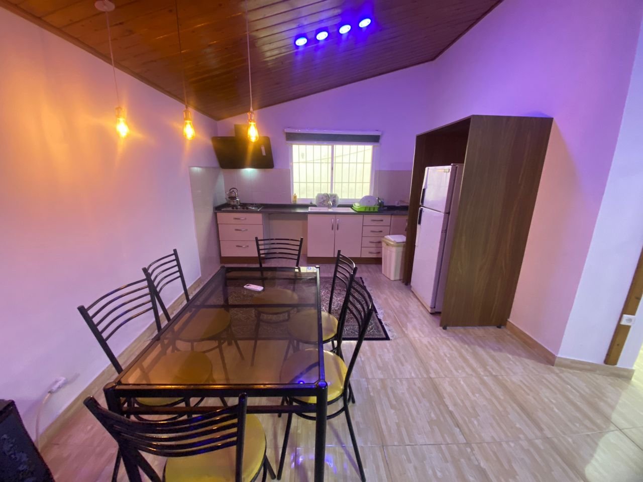 دوخوابه باغ کیویی