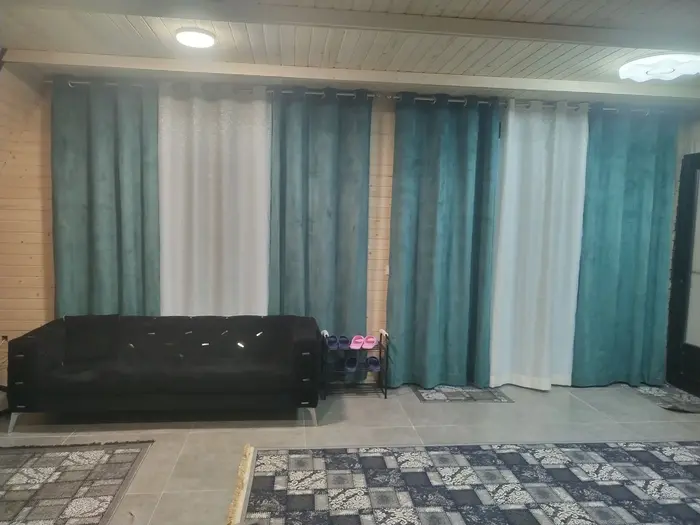 کلبه دوخوابه استخردار آبگرم سوئیسی ترانه