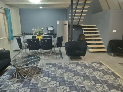 کلبه دوخوابه استخردار آبگرم سوئیسی ترانه