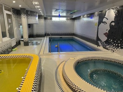 ویلا دوخوابه ساحلی استخردار آبگرم آرامش