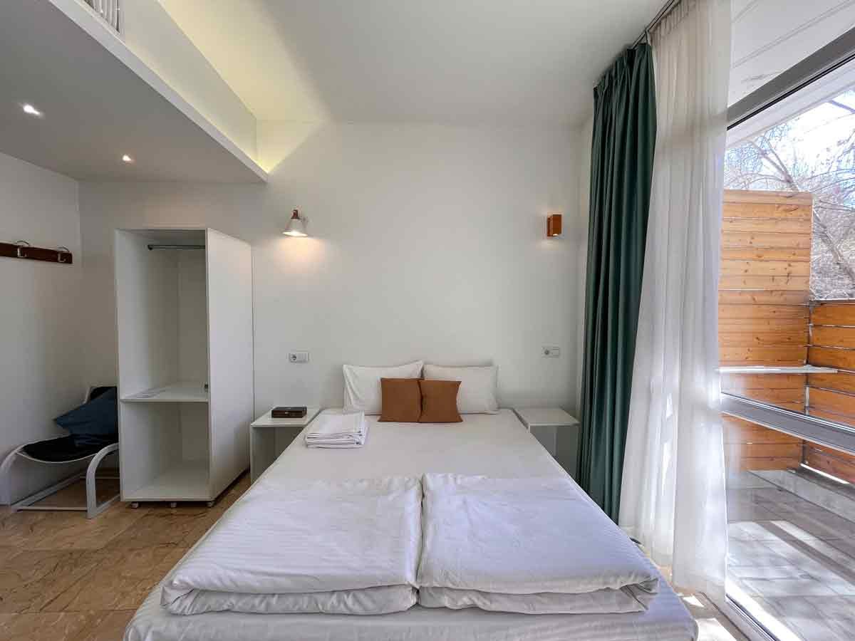 رگ راگ - واحد دابل تراس دار 1