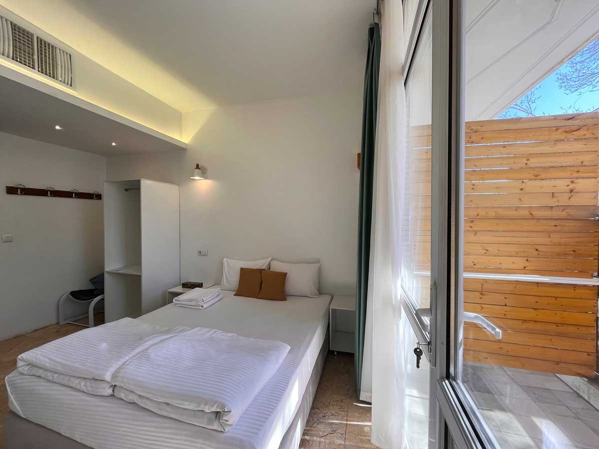 رگ راگ - واحد دابل تراس دار 1