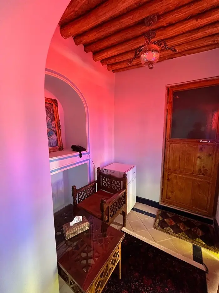 اقامتگاه سنتی آناهید - واحد ارکیده