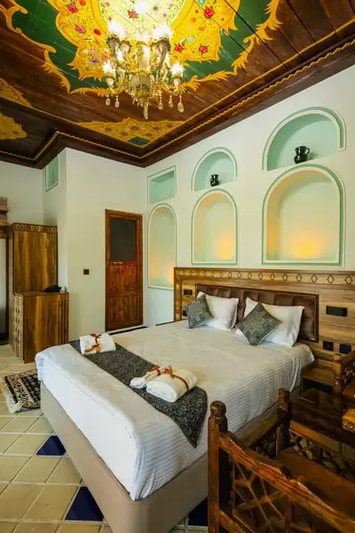 اقامتگاه سنتی آناهید - واحد ترنج