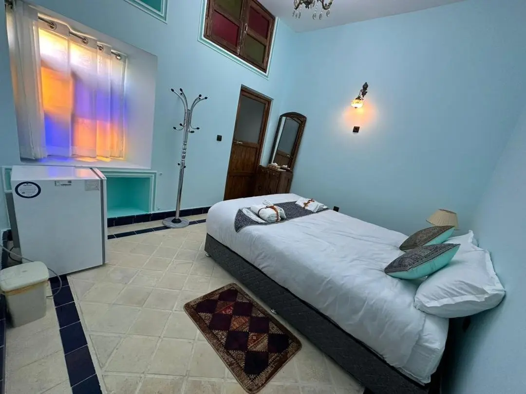 اقامتگاه سنتی آناهید - واحد نرگس