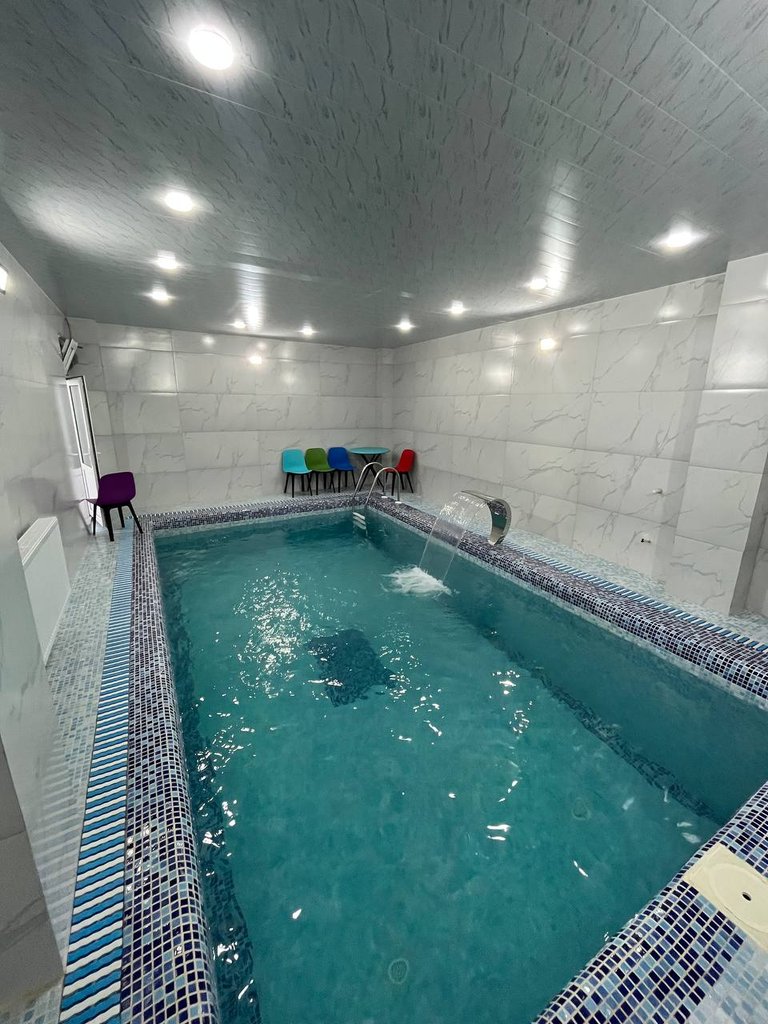 ویلا دوخوابه استخردار آبگرم آسمان گورابجیر