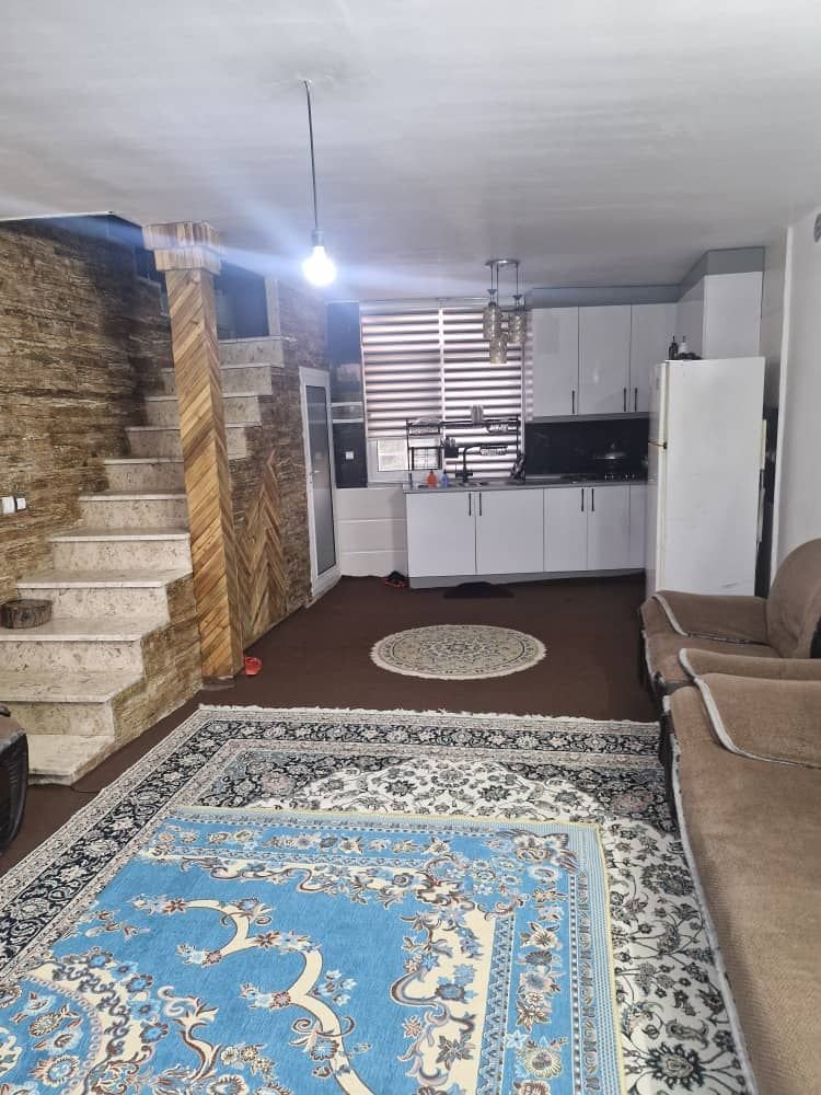 دوخوابه دوبلکس استخردار ماه ویلا