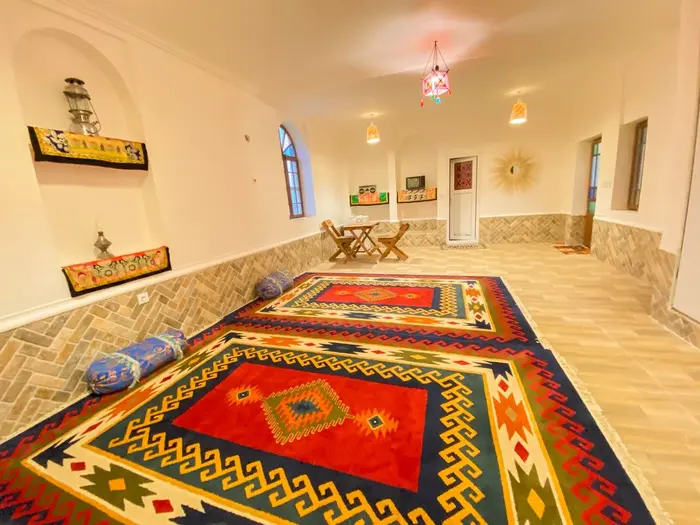 بوم گردی خورشید سرخان - واحد سه داری 1