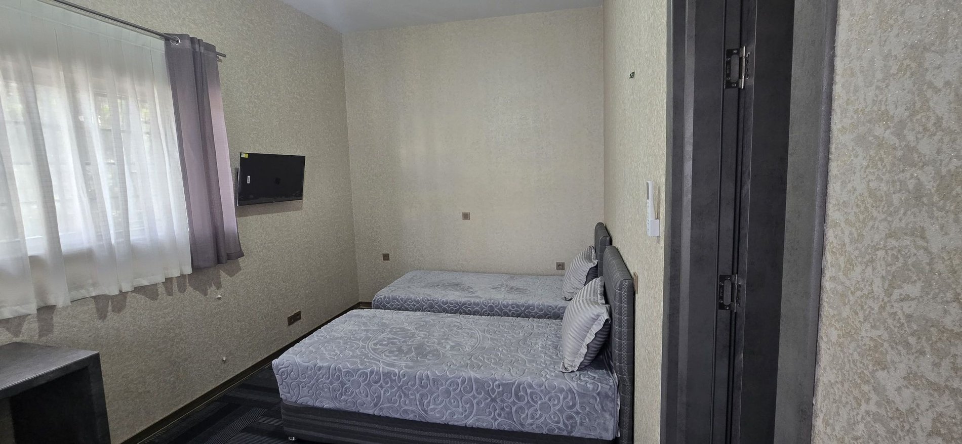 مجتمع اقامتگاهی دوتخته فلت نیما اتاق 13