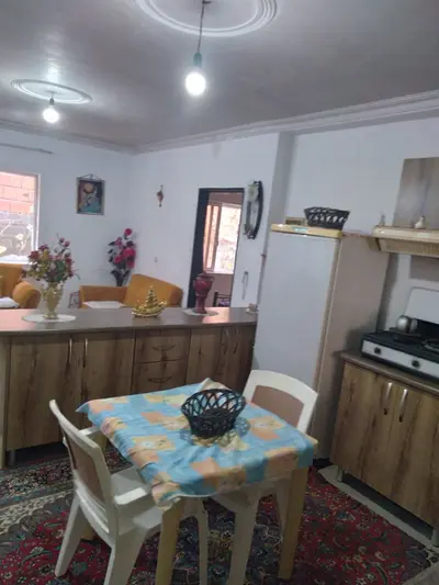 ویلا ویلای چسبیده ب جنگل