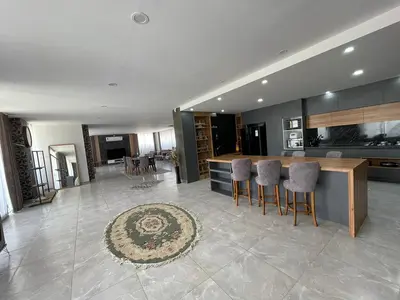 ویلا پنج خوابه دوبلکس عمارت لیام