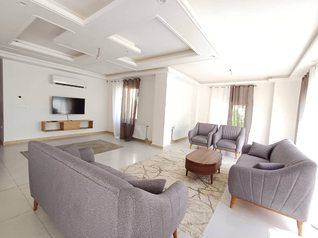 سه خوابه استخردار الماس دریاگوشه