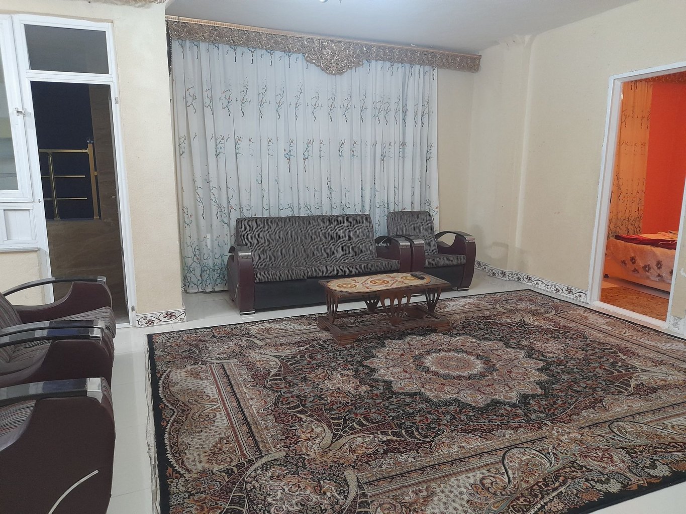 آپارتمان دوخوابه آتا