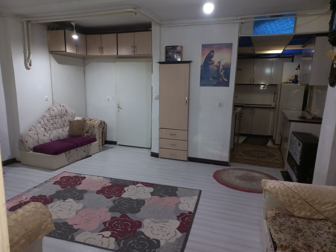 آپارتمان یک خوابه بهاران 9