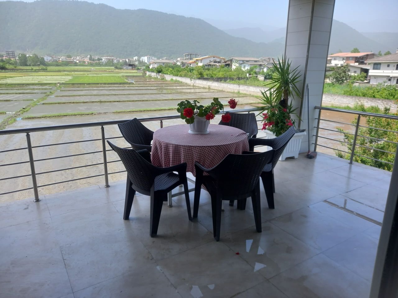 آپارتمان دوخوابه بنفشه 11