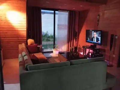 کلبه دوخوابه سوئیسی مقیم