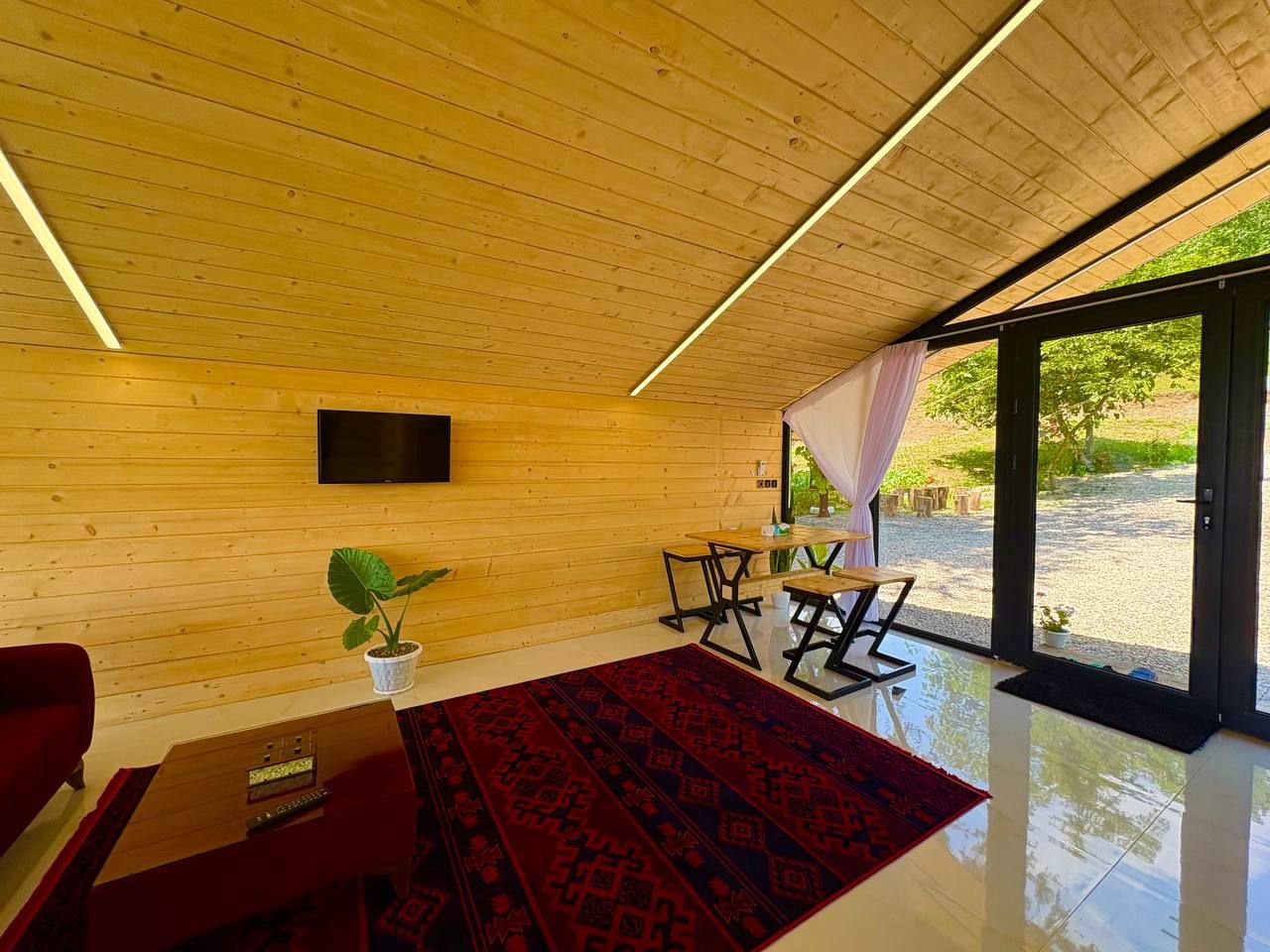 دوخوابه شیشه ای ملورین