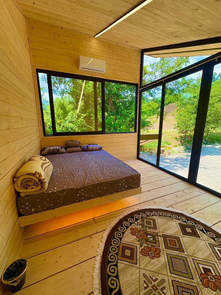 دوخوابه شیشه ای ملورین