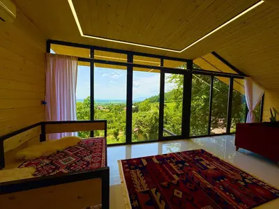 کلبه دوخوابه شیشه ای ملورین