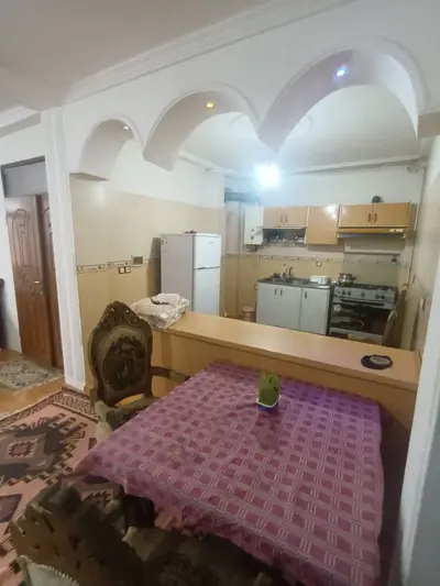 آپارتمان دوخوابه ستاره سرخ