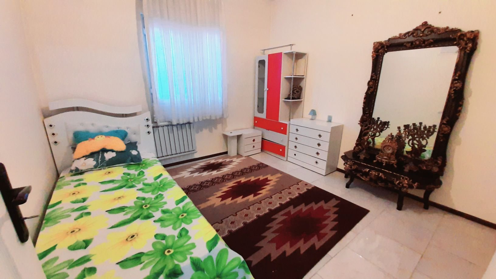 آپارتمان دوخوابه صداقت 3