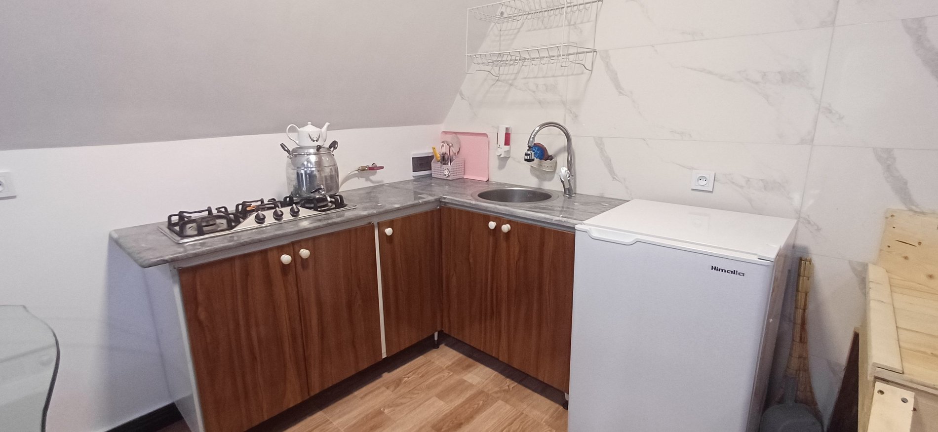 دوخوابه سوئیسی سرای پناه