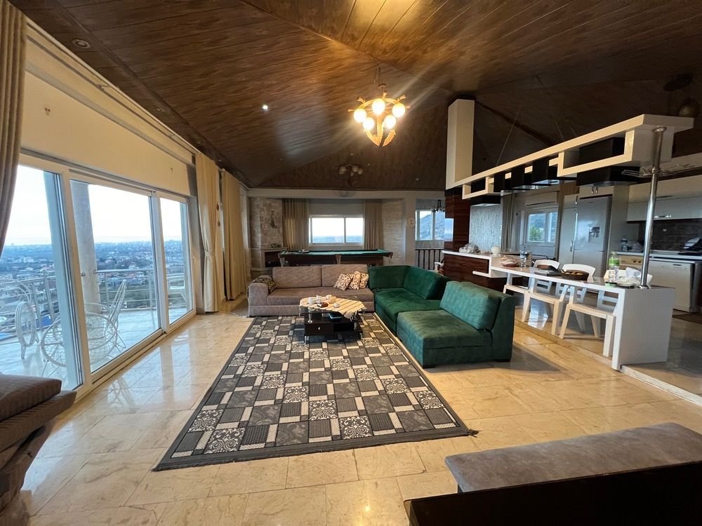 ویلا سه خوابه تریپلکس استخردار کاویانی