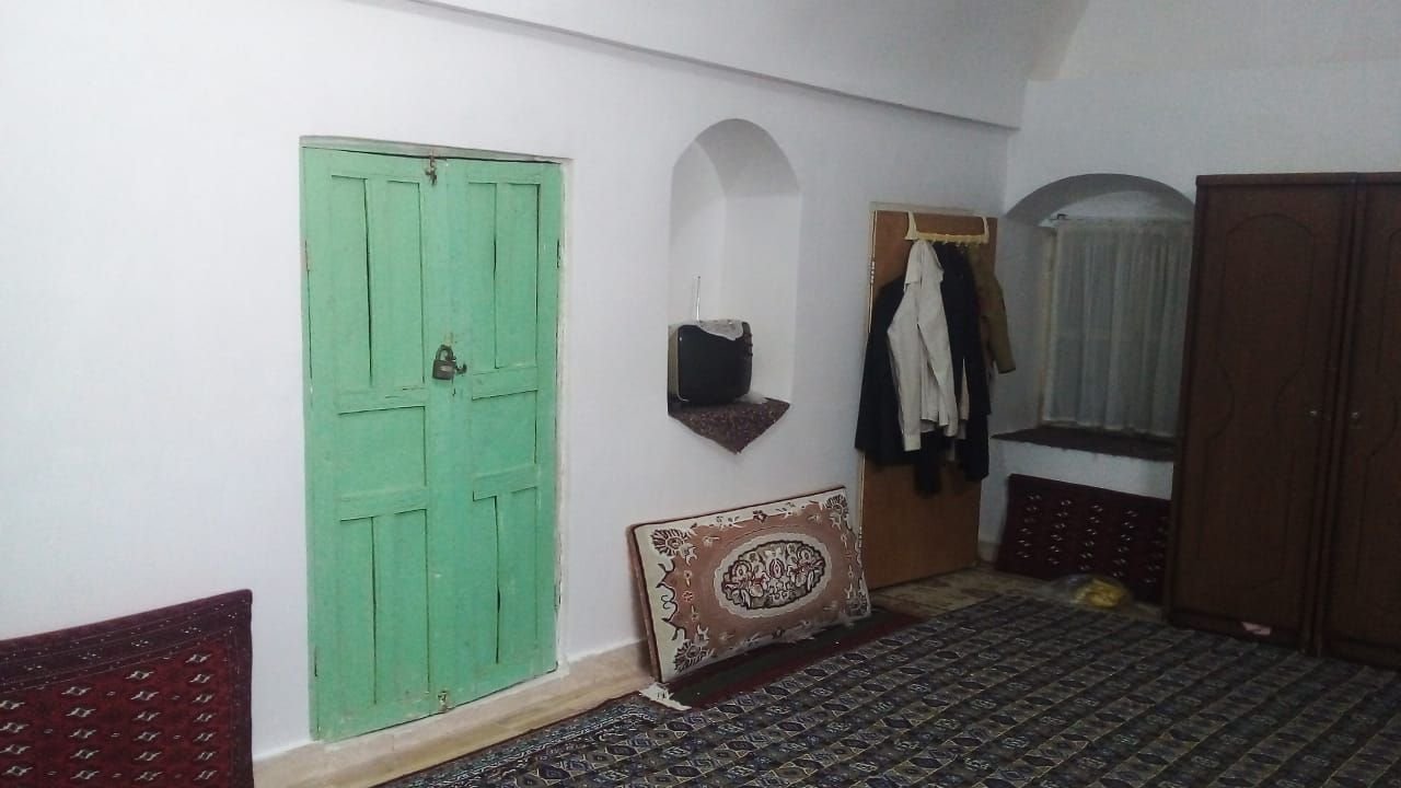بوم گردی پاده - فلت پاده اتاق 1